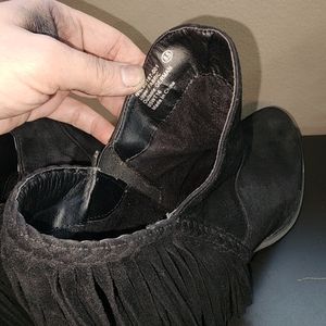 Black fringe booties